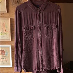 American eagle button up collared shirt